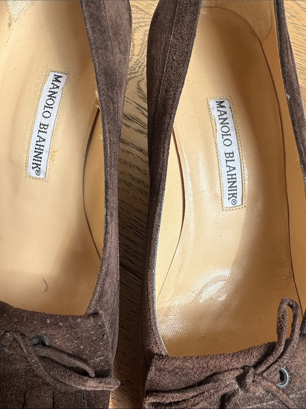 Manolo Blahnik  vintage brown suede kitten heel pumps fringe and bow tie detail - Picture 6 of 10